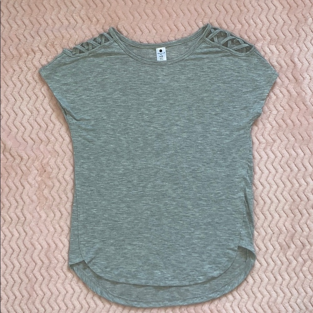 active tee-shirt